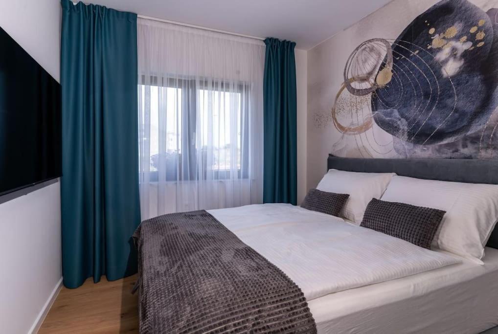 Capsula Luxury * Umag