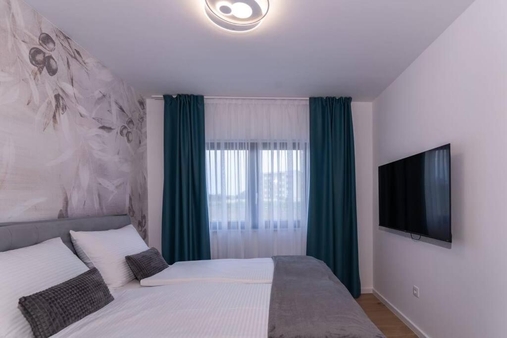 Capsula Luxury * Umag
